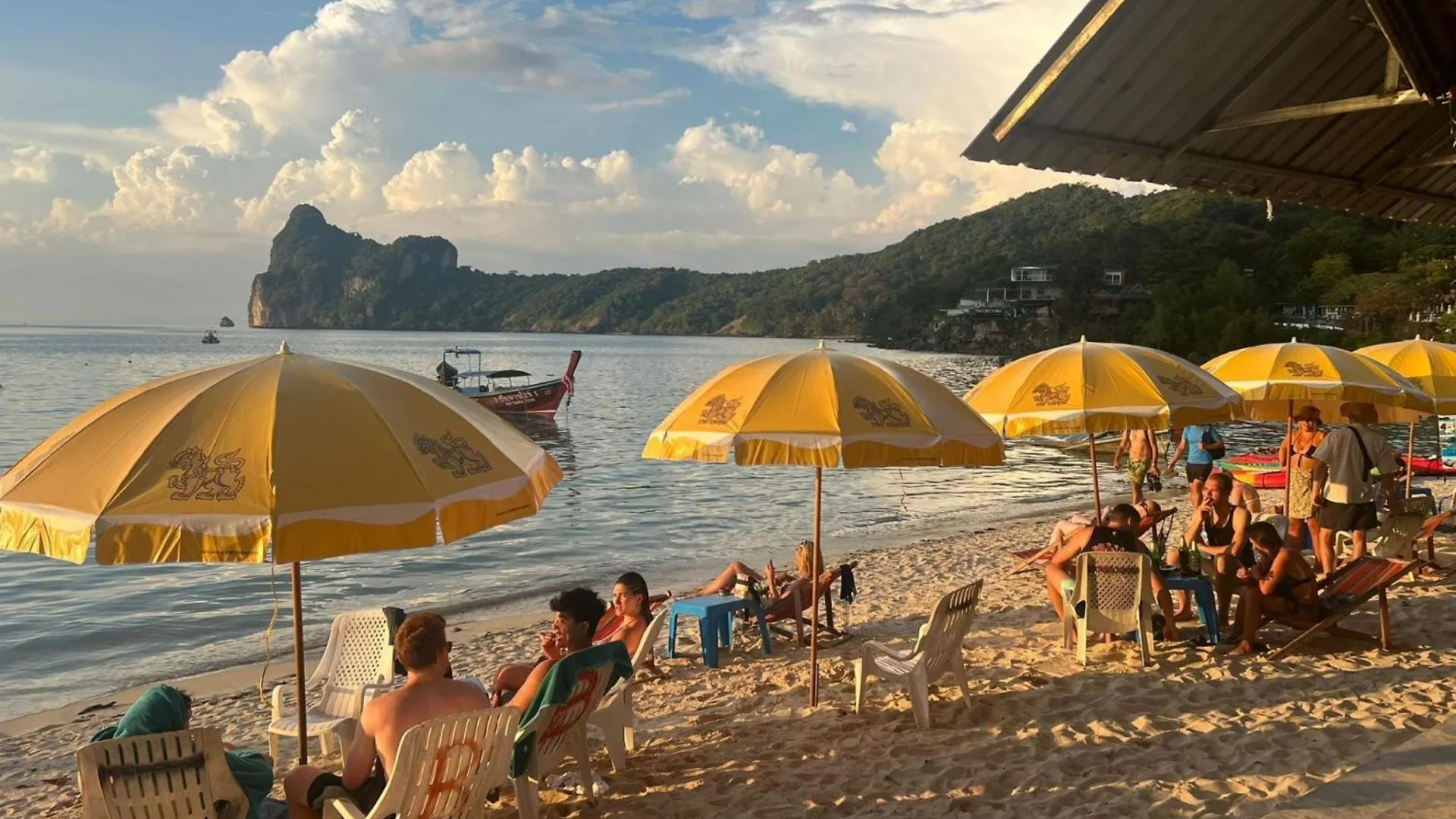 Phi Phi Ocean Club Hostel